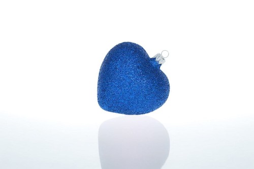 bombka w kształcie serca niebieska